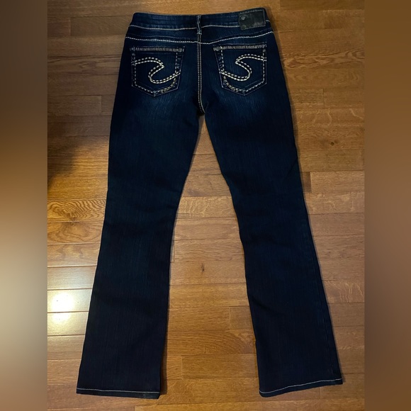 Silver Jeans Aiko Bootcut Dark Blue Wash W28 / L30 Thick Stitching - Picture 2 of 9